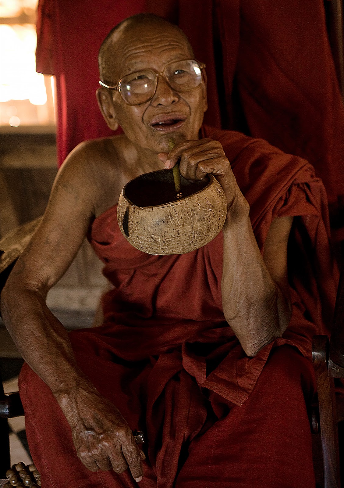 Mnich mnich,staruszek,birma,bagan
