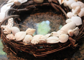 How to make a sea shell wreath