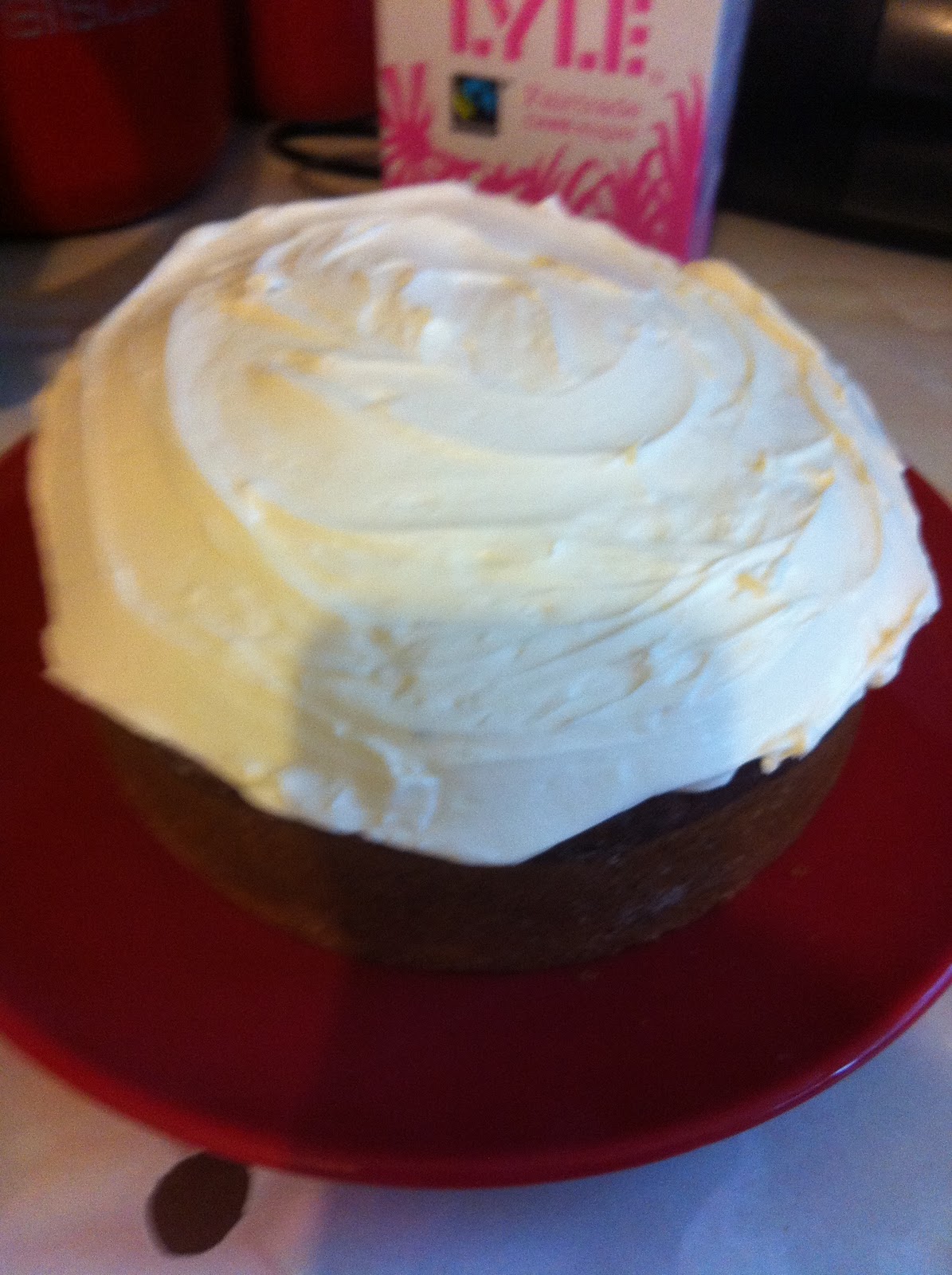juliebradhen carrot cake with mascarpone topping
