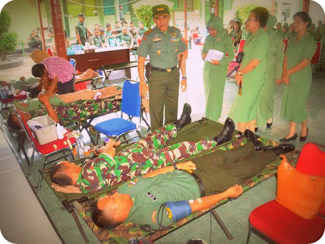 Donor Darah Sambut HUT Korem 152 Babullah dan Persit ke 72 Donor Darah Sambut HUT Korem 152 Babullah dan Persit ke 72