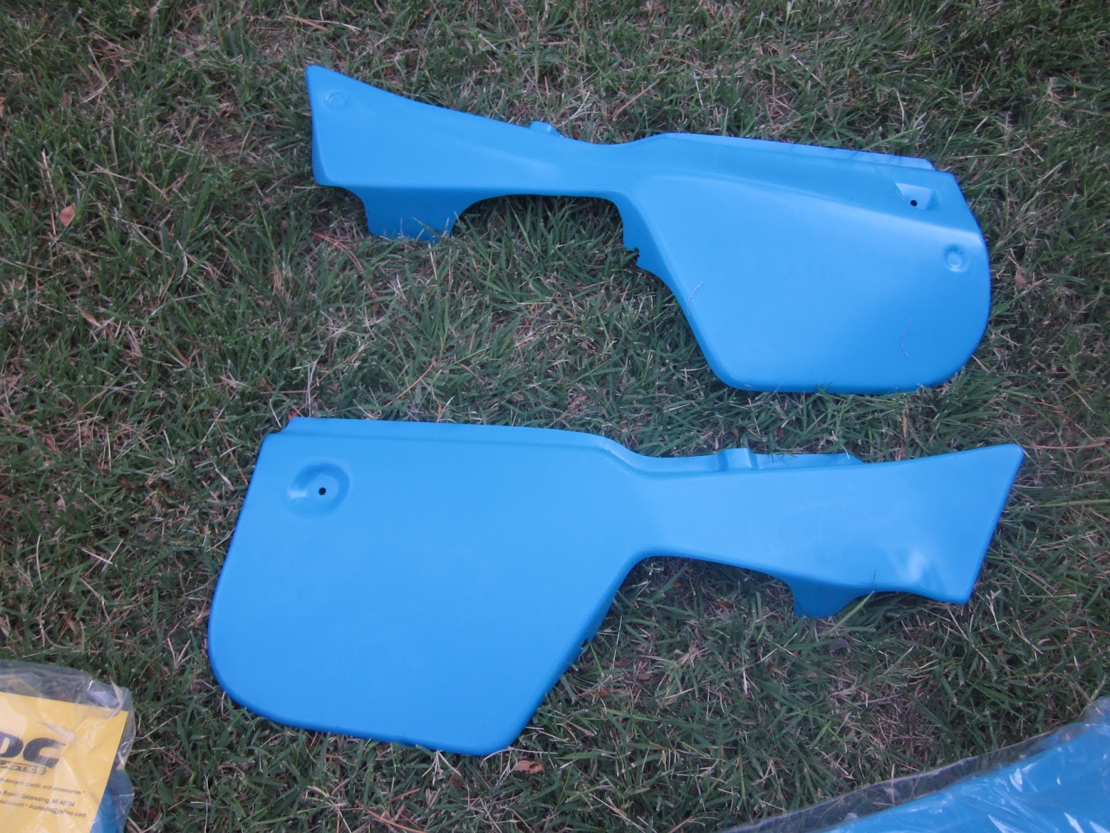OldMotoDude DC Plastics for 1983 Yamaha IT490