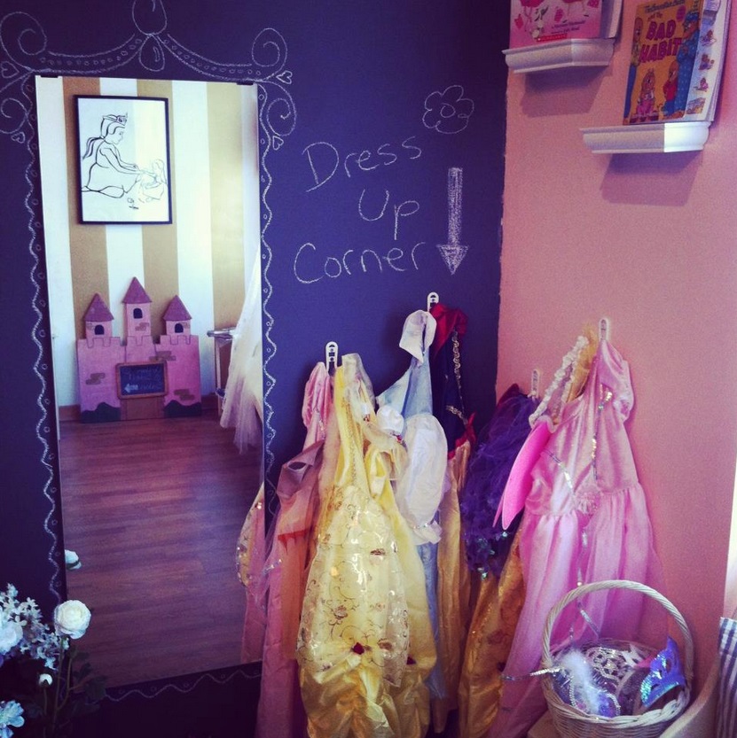 M Ann M Delilah Soleil Salon open!