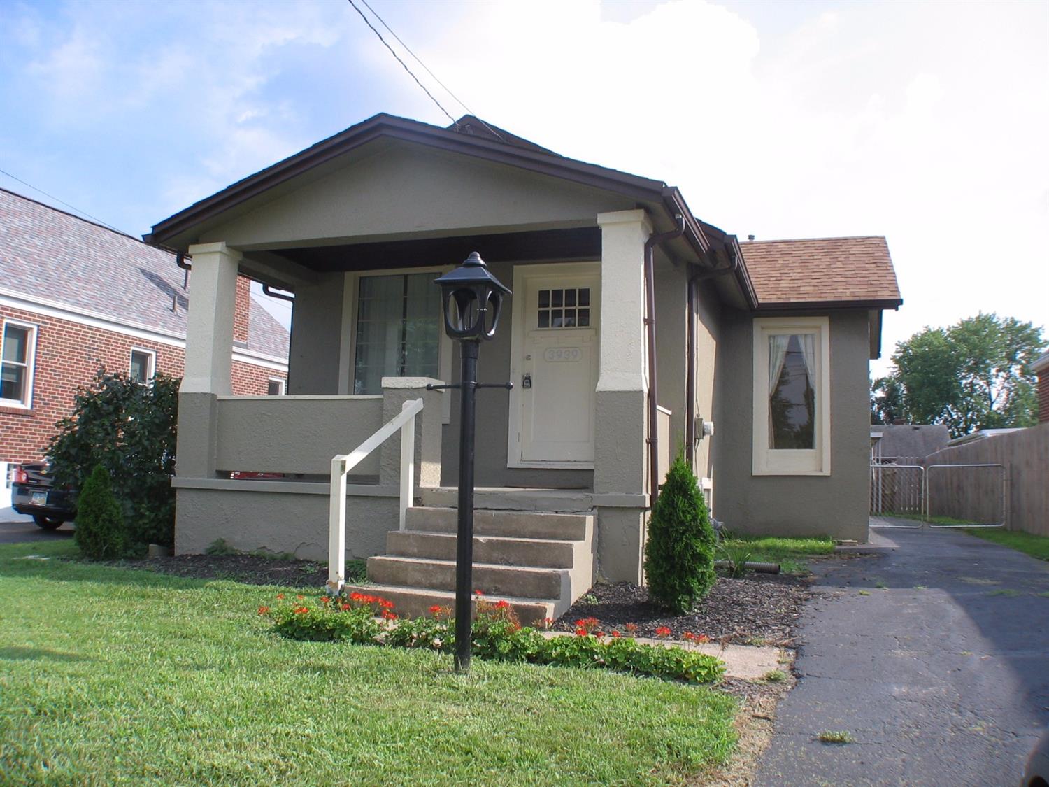 Lori Sells Cincinnati Deer Park OH Home for Sale / Renovated / Move In
