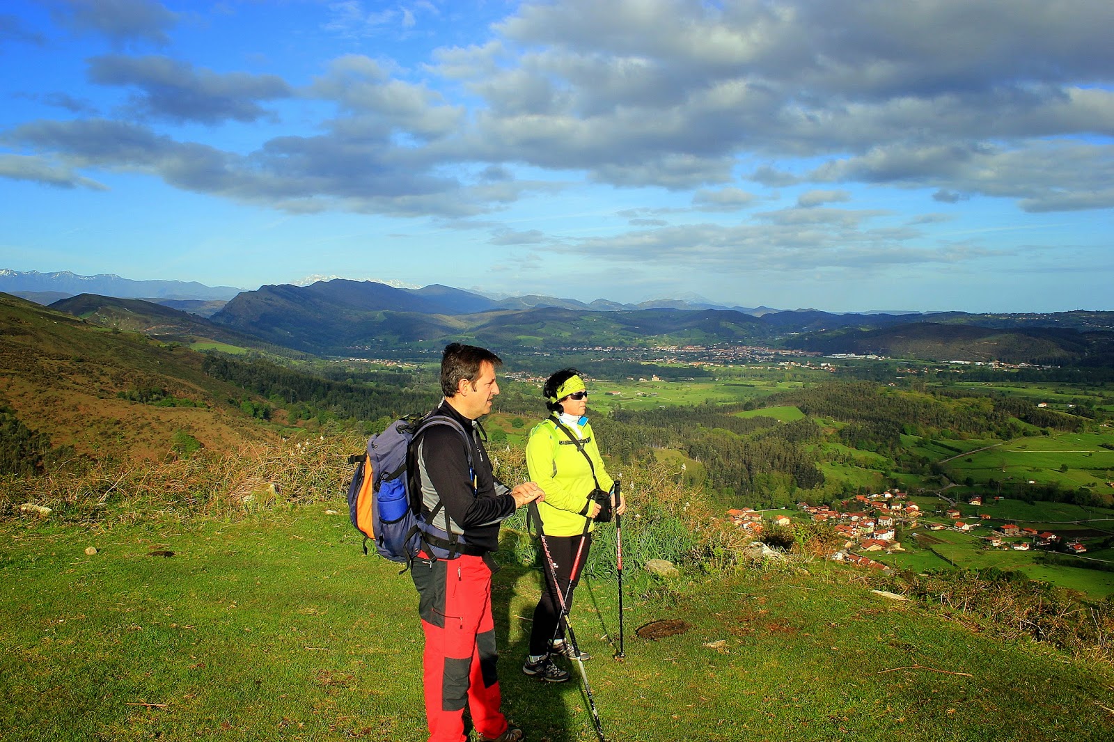 Senderos, montañas y otros entornos Monte Ibio desde Herrera de Ibio