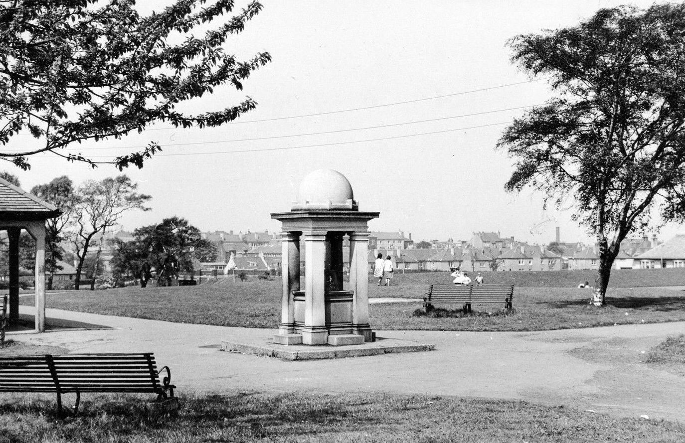 Tour Scotland Old Photograph Shanks Park Johnstone Scotland