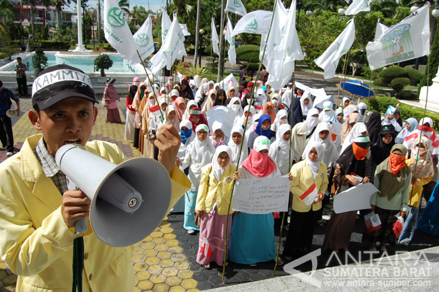 BerDemo Merupakan salah satu budaya politik masyarakat