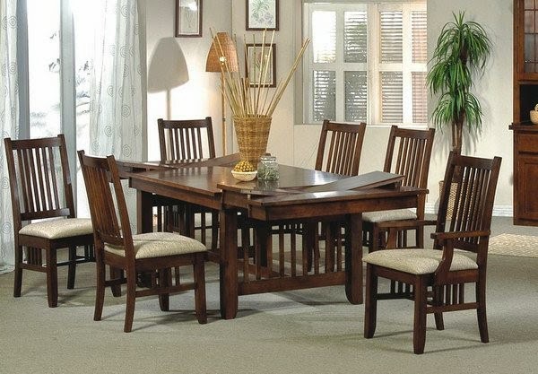 Interesting examples for modern solid wood table