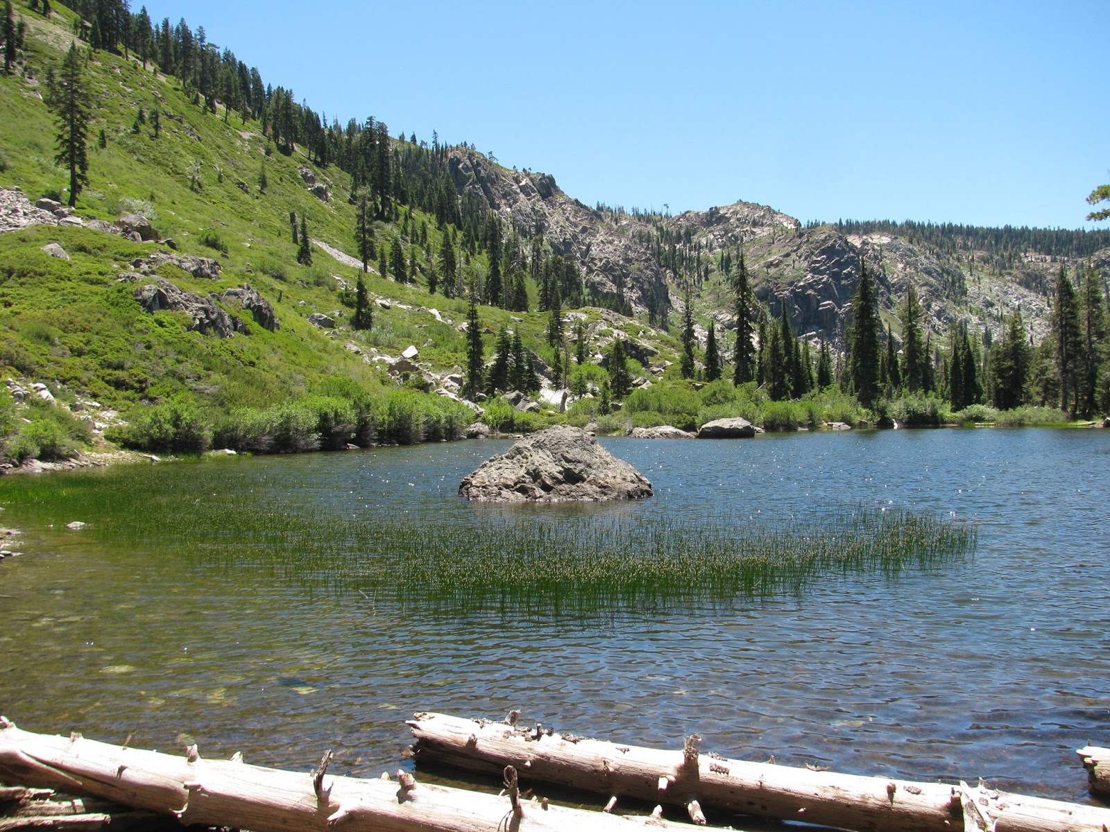 Weekend Wanderluster Lakes Basin (Plumas County, California)
