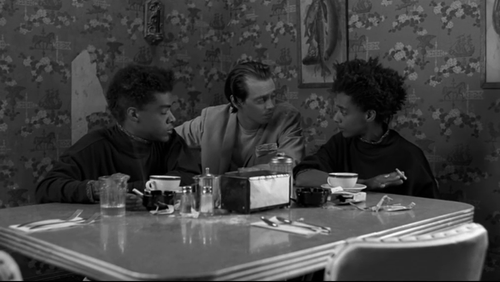 Cine en tu cara Coffee and Cigarettes 2003