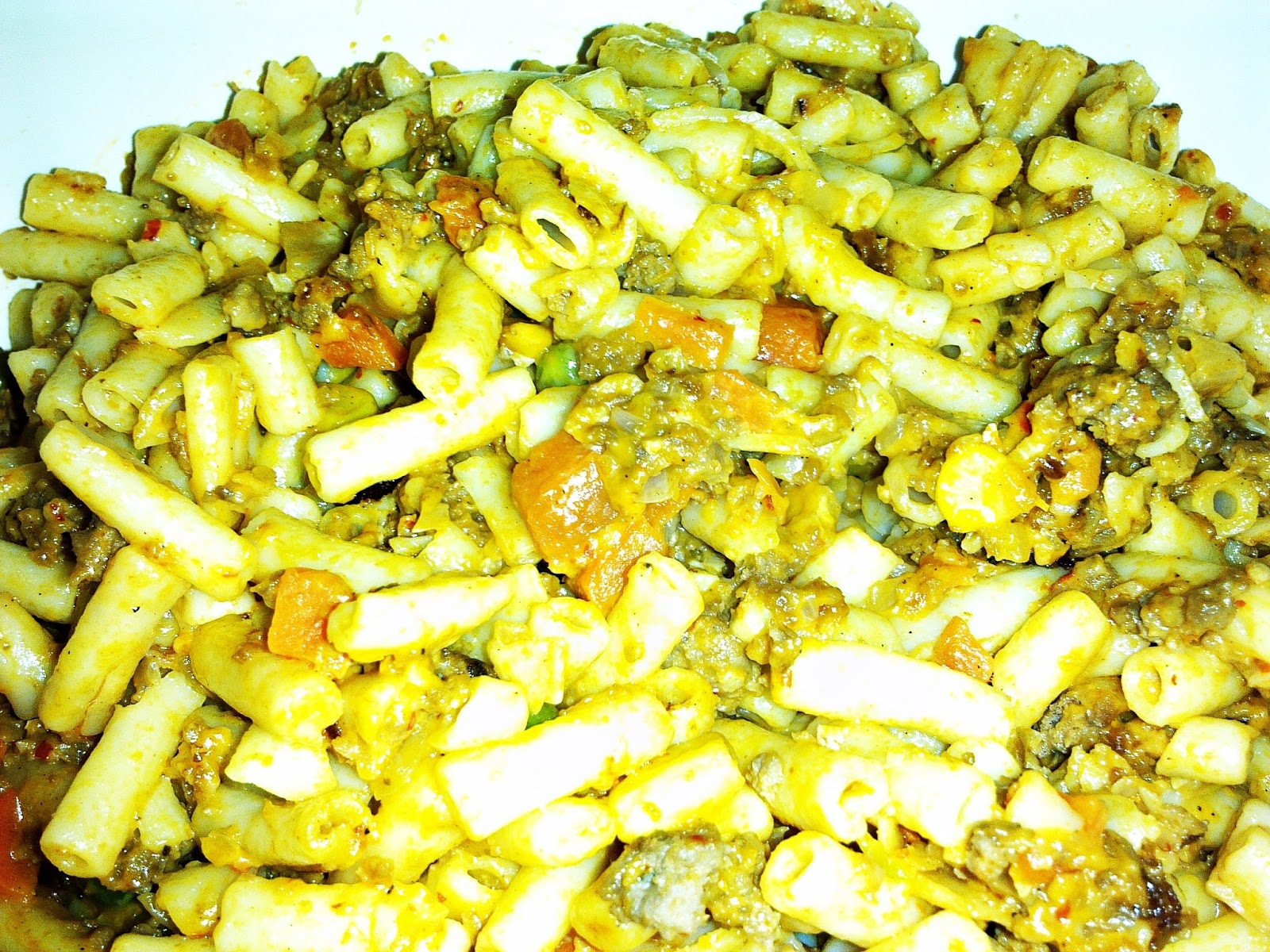 Behind Her Veil Macaroni Cheese Goreng