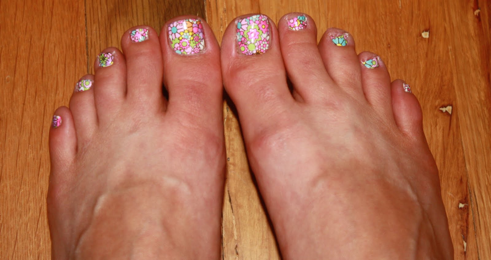 Good Grief My Happy Summer Toes