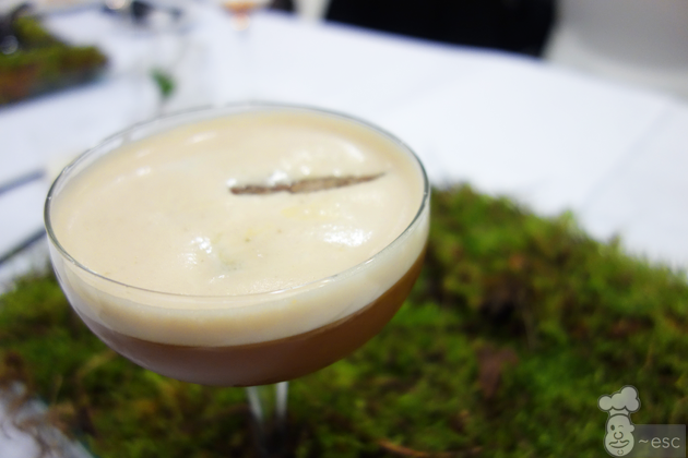 The mists of Avalon coctel con aceite de oliva