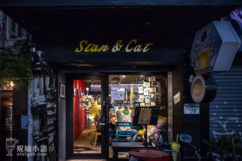 【東區美食】Stan & Cat 史丹貓美式餐廳。東區紓壓美式牛肉漢堡 【東區美食】Stan & Cat 史丹貓美式餐廳。東區紓壓美式牛肉漢堡