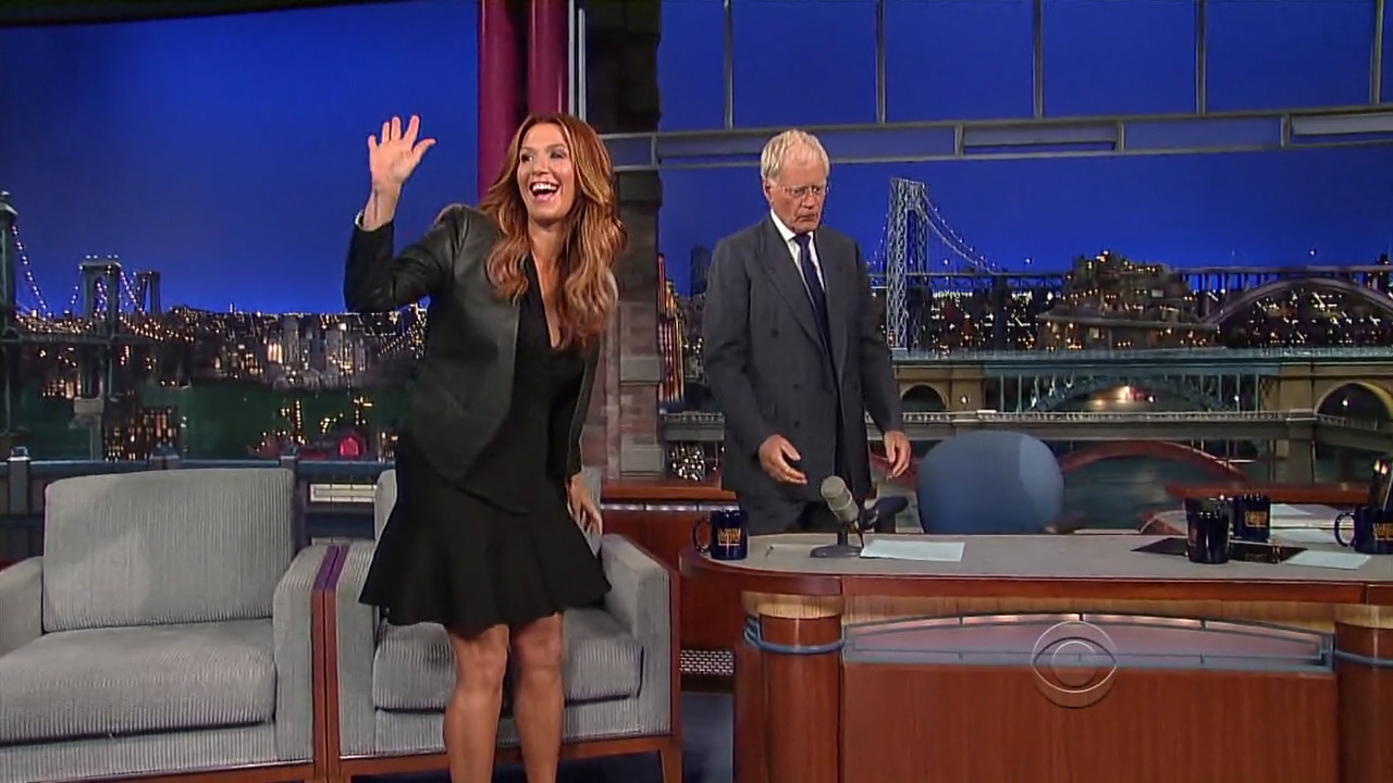 TVDeSab: Poppy Montgomery - The Late Show 07/16/2013