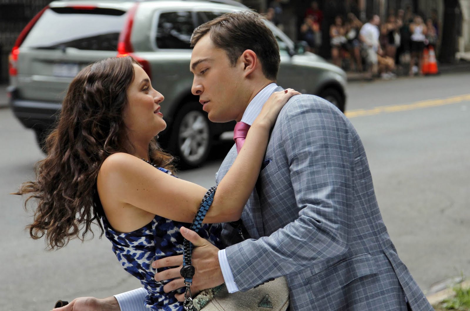 Рулетик грустный человек. Проснись налей себе кофе включи. Любимая моя. Включи любимые 3. Чак и блэр.