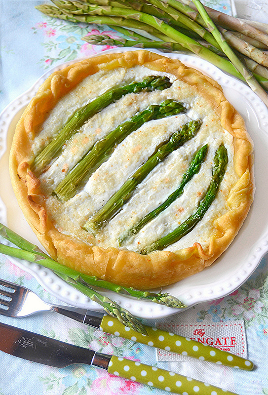 Dolci a go go Quiche di asparagi, ricotta mozzarella e yogurt greco