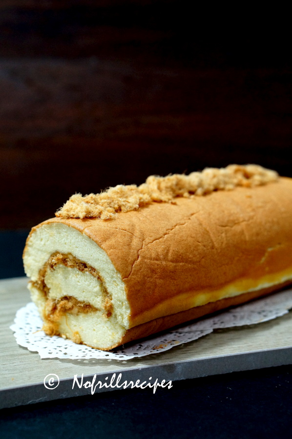 Chicken Floss Swiss Roll 鸡肉松蛋糕卷