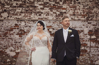  Industri bisnis pernikahan atau wedding semakin bertumbuh pesat 10 tips fotografi wedding untuk para pemula