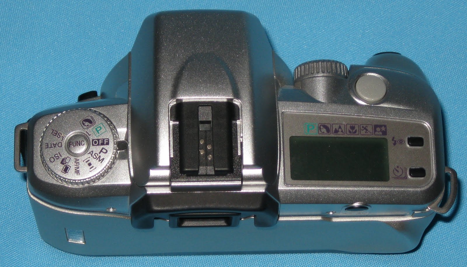 The Chens The User’s Review Minolta Maxxum 50 SLR Film Camera with