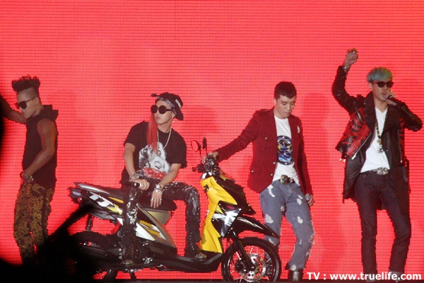 BIGBANG Yamaha Thailand Concert