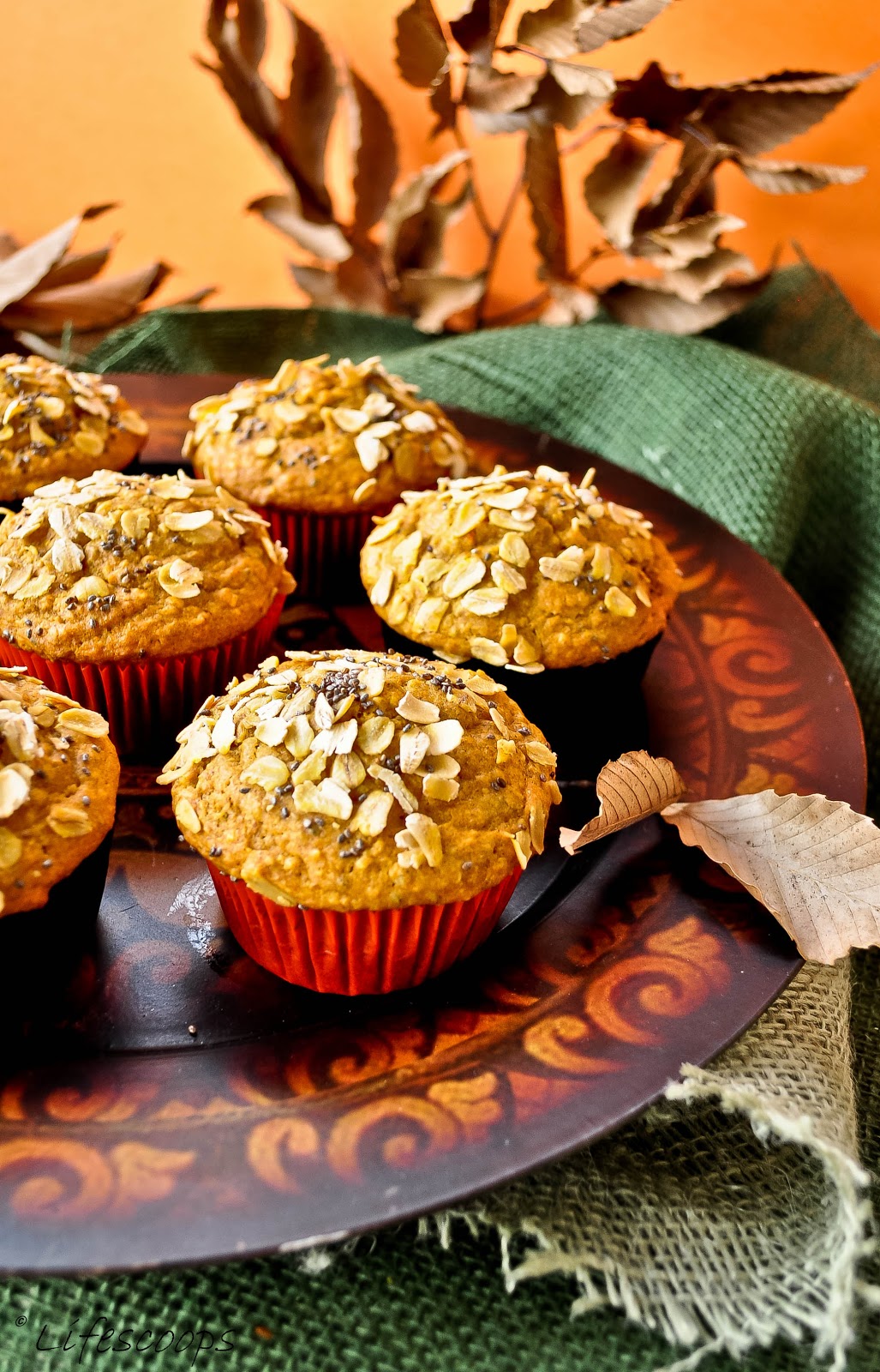 Life Scoops Pumpkin Oats Muffins with Cranberries and Chia seeds + How to make Homemade Pumpkin