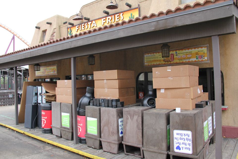 New Ride Lockers at Six Flags Great America Supports SmarteCart Rumor