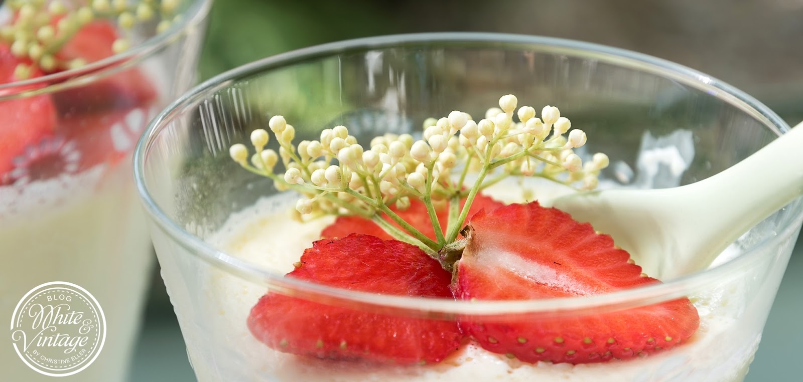 Holunderblüten-Panna-Cotta | DIY und Deko Blog White and Vintage Holunderblüten-Panna-Cotta | DIY und Deko Blog White and Vintage