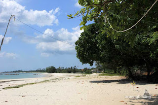 pantai mabai belitung