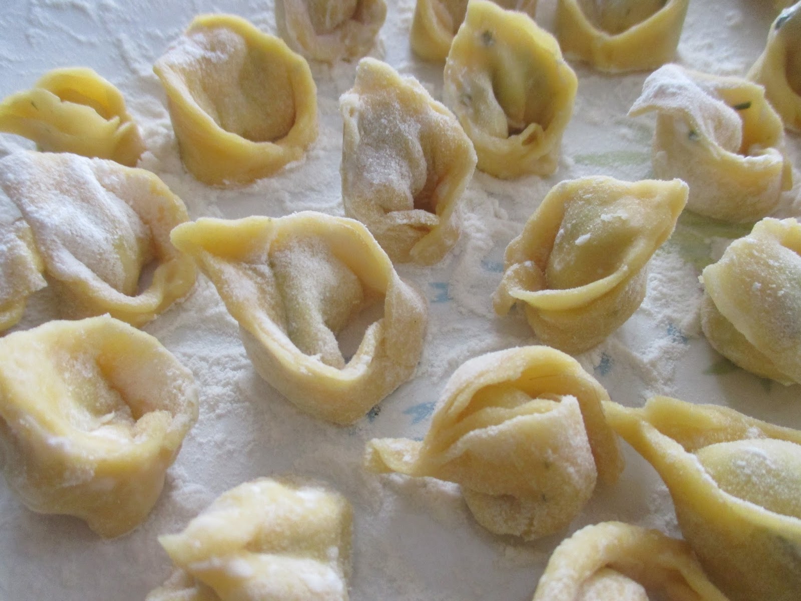 TORTELLINI RICOTTA AND BEETS HOMEMADE WITH PORCINI MUSHROOMS