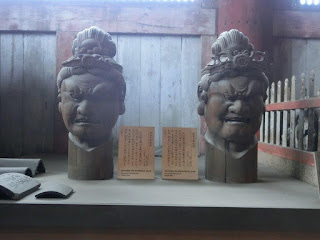 持国天と増長天