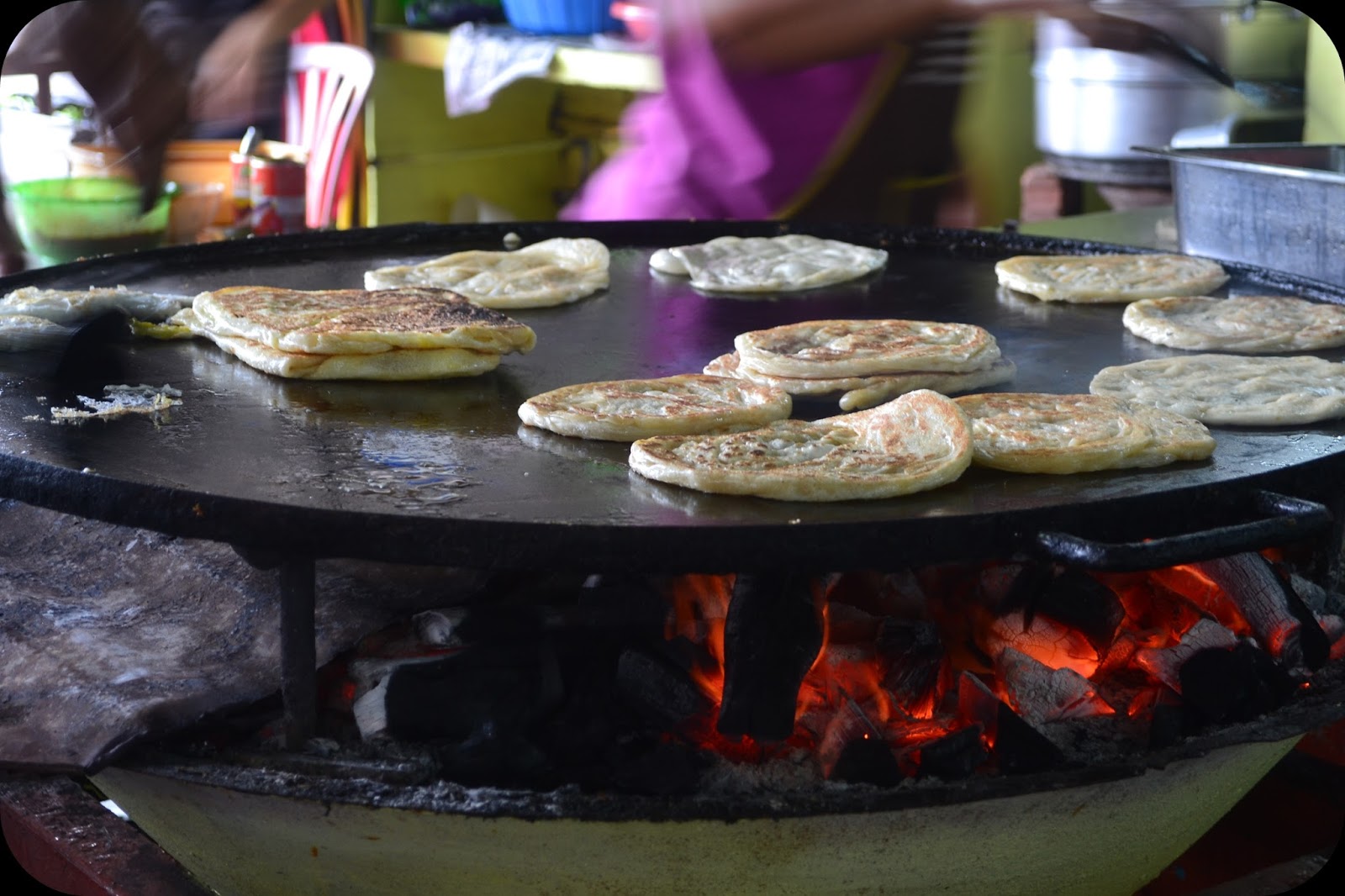 Tempat Makan Best Melaka: Roti Canai Kayu Arang
