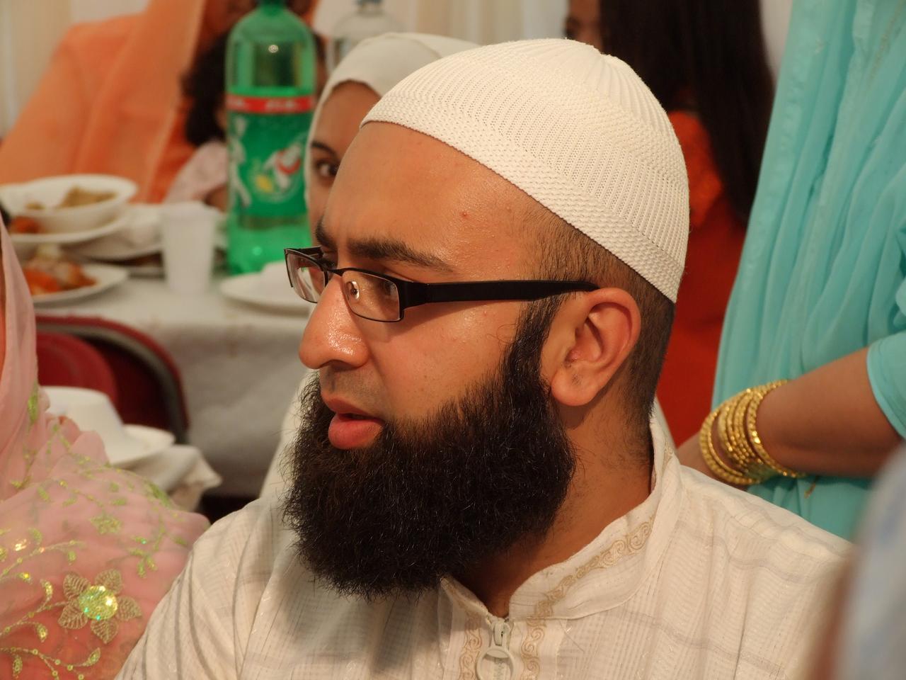 Зачем мусульманский. Борода мусульманина. Борода в Исламе. Бородатый мусульманин.
