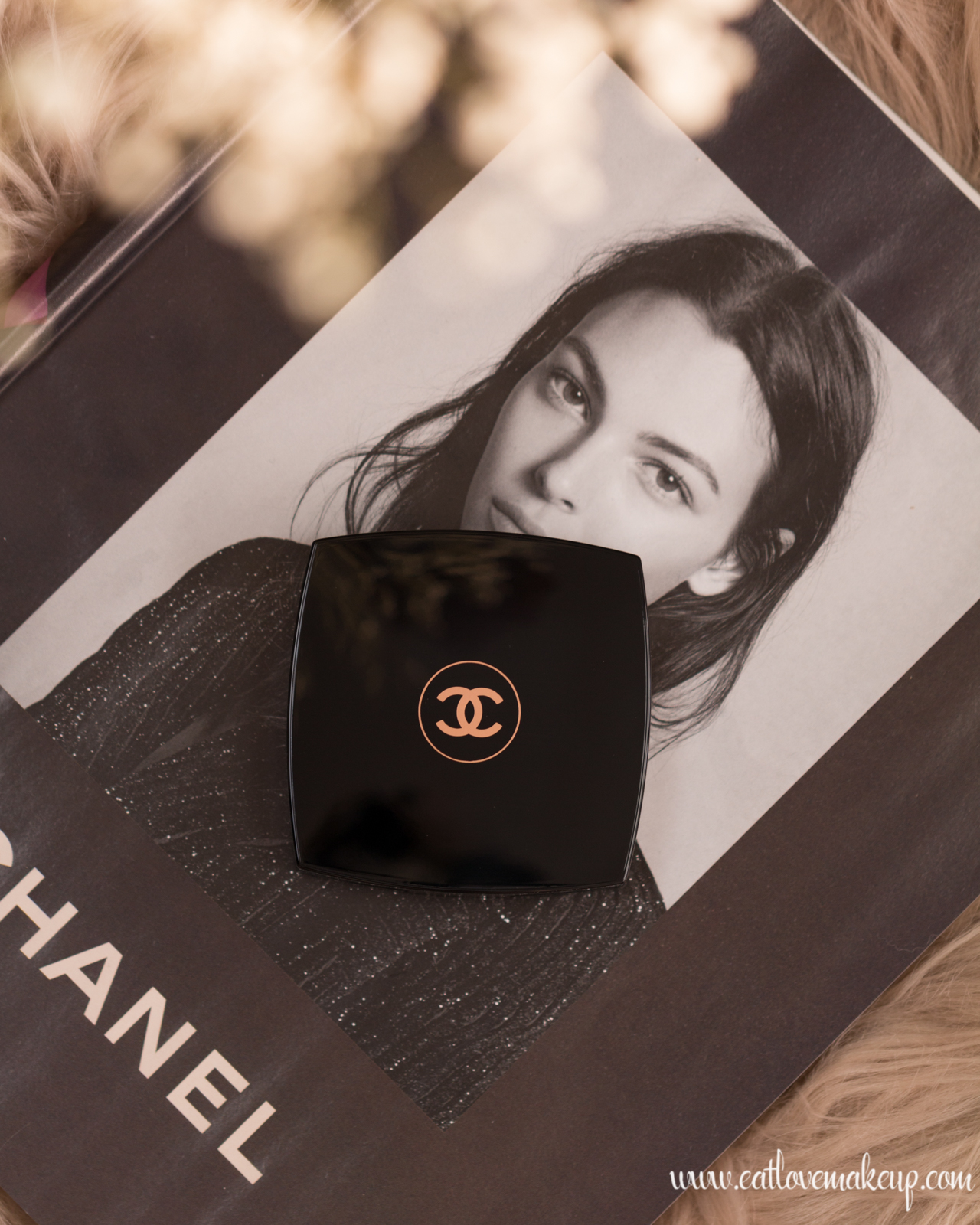 Chanel Le Lion de Chanel Illuminating Powder (Chanel Christmas 2018