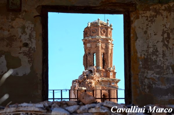 http://www.marcocavallini.it/belchite.html