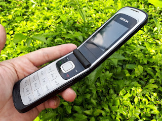 Nokia 2720 Fold Seken Mulus Langka Kolektor Item