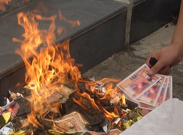 burn+hell+bank+notes.jpg