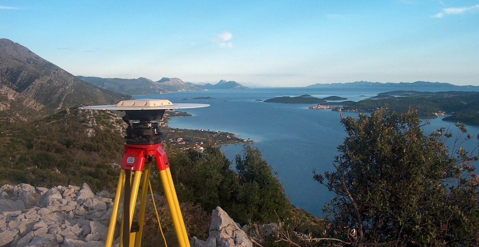 Вітаємо з Днем геолога!