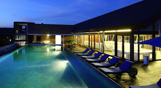 Hotelier Career - Front Office, Accounting Staff at Watermark Hotel & Spa Hotelier Career - Front Office, Accounting Staff at Watermark Hotel & Spa