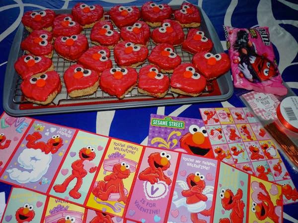 elmo-heart-rice-krispies-for-valentines