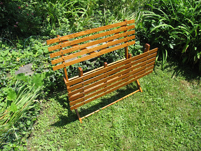 LibbyLuLa: Country Arts and Crafts Hand Made: Folding Garden Bench