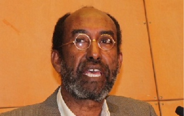 DAAWO: Prof: Cabdi Ismaaciil Samatar oo Sharaxay Khayraadka ku Jira Badda Somalia & Waxa Damaca geliyey Kenya