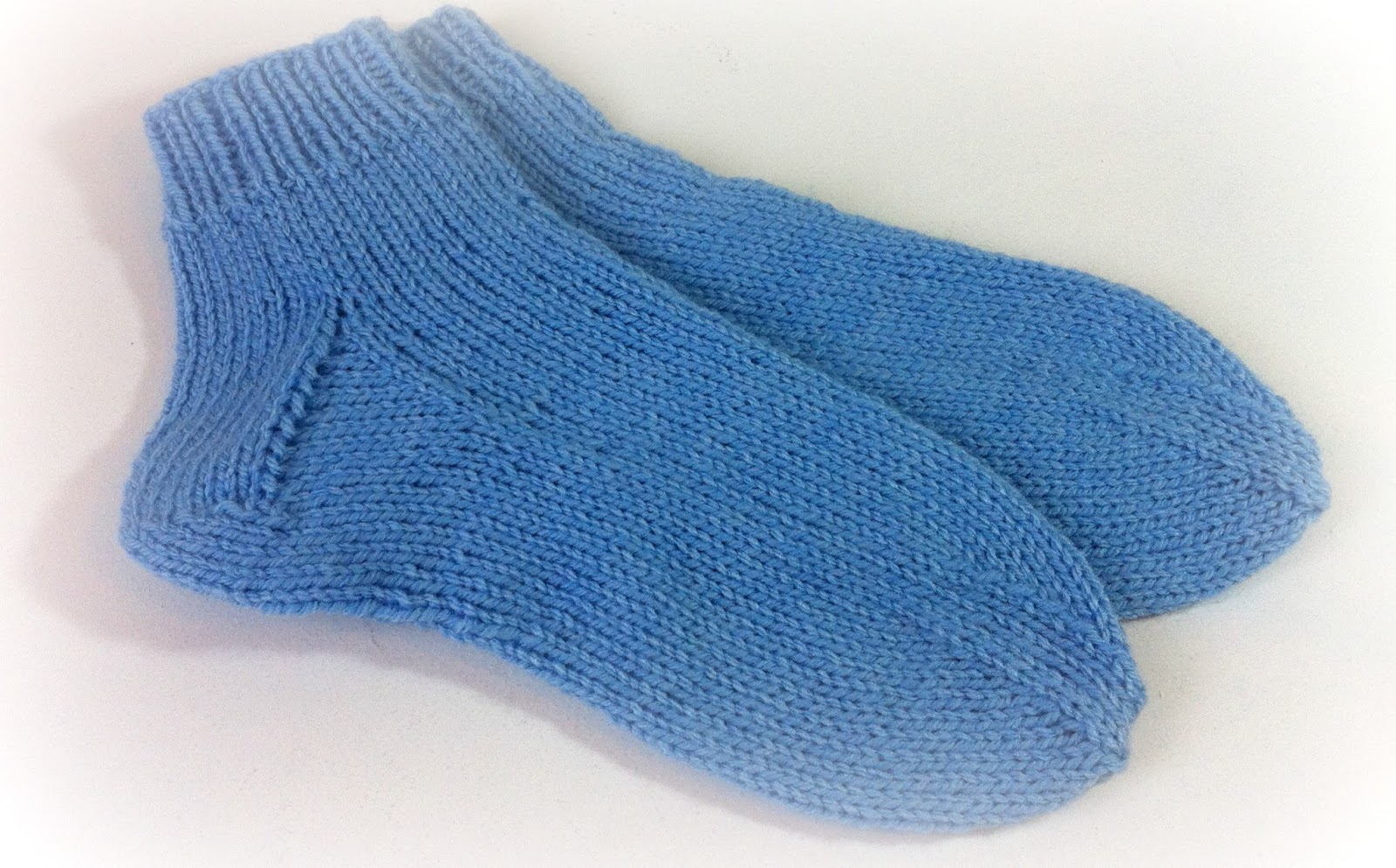 sapatinho de trico sem costura