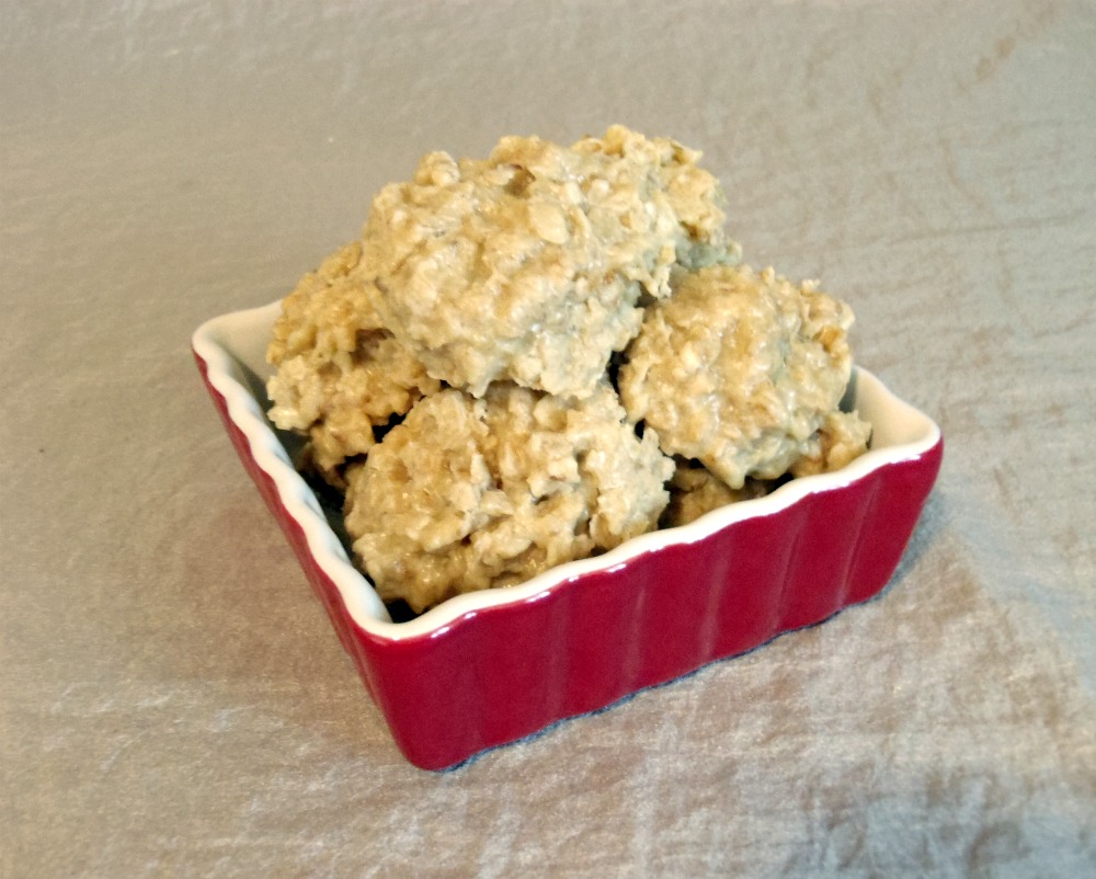 Aunt Peg's Recipe Box Vanilla Oatmeal No Bake Cookies