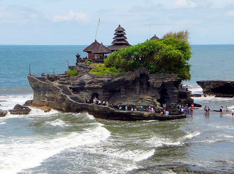 Sejarah Tanah Lot Bali - Cerita Sejarah