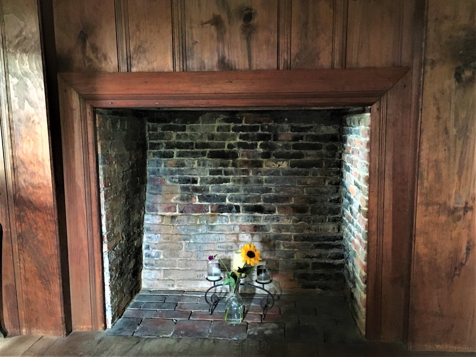 Life From The Roots The DoleLittle House, Newbury, Massachusetts c. 1715