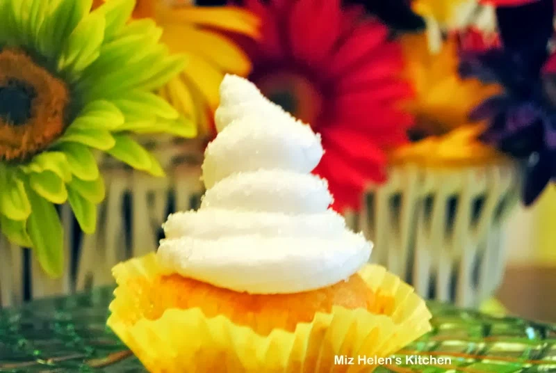 Tropical Cupcake at Miz Helen's Country Cottage