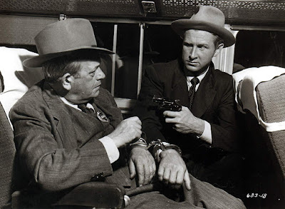 Trapped 1949 Lloyd Bridges Image 1