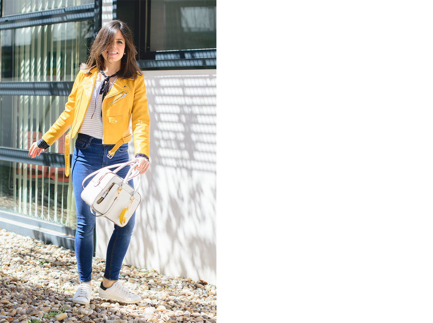 Look de estilo navy con biker amarilla de Zara
