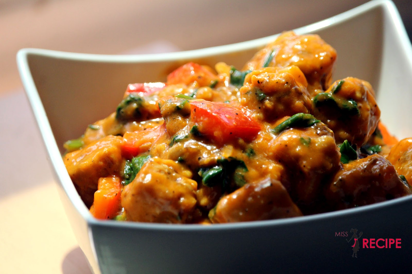 Tempeh style poulet au beurre Traiteur vegan à Québec