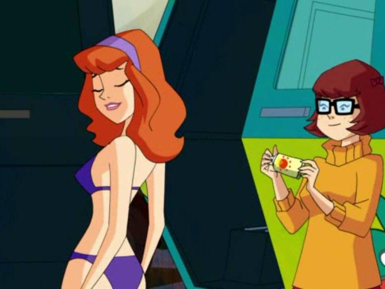 Esta vez tenemos a Daphne, como sale en la serie Scooby Doo Misterio S.A. E...